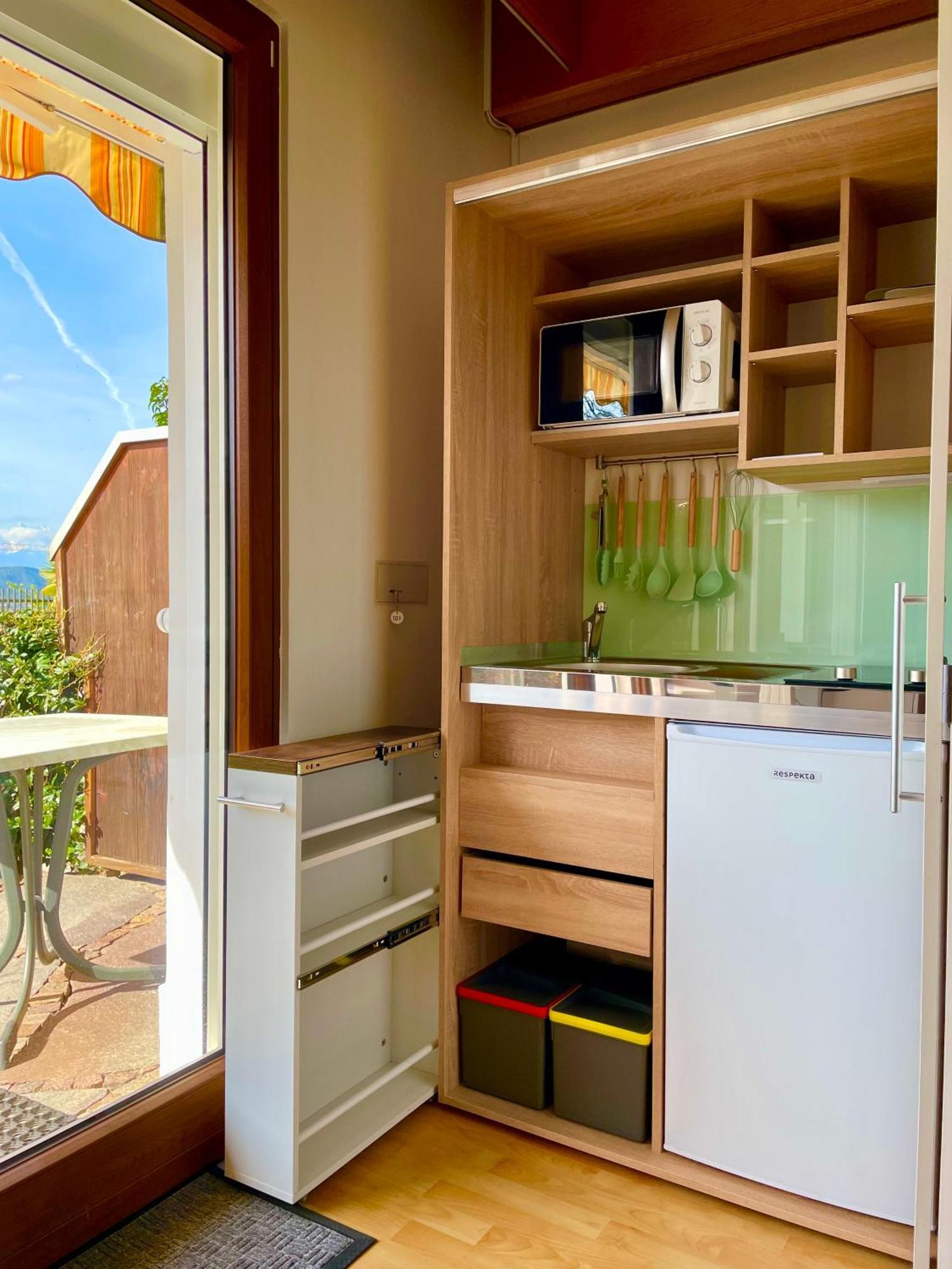 Hotel Garni Gruener Baum Laives Luaran gambar